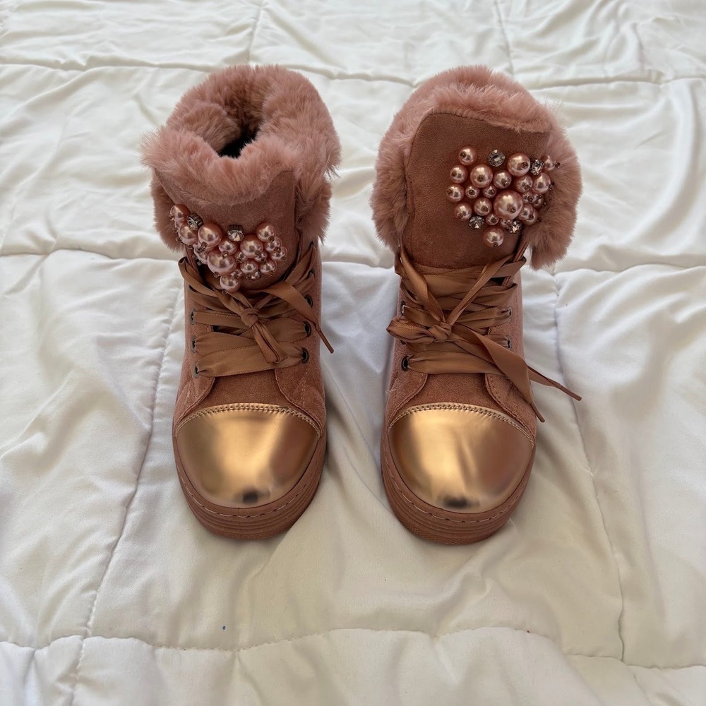 G.N.D. Pink Faux Suede Fur Pearl Embellished High Top Sneaker Boots Size 39